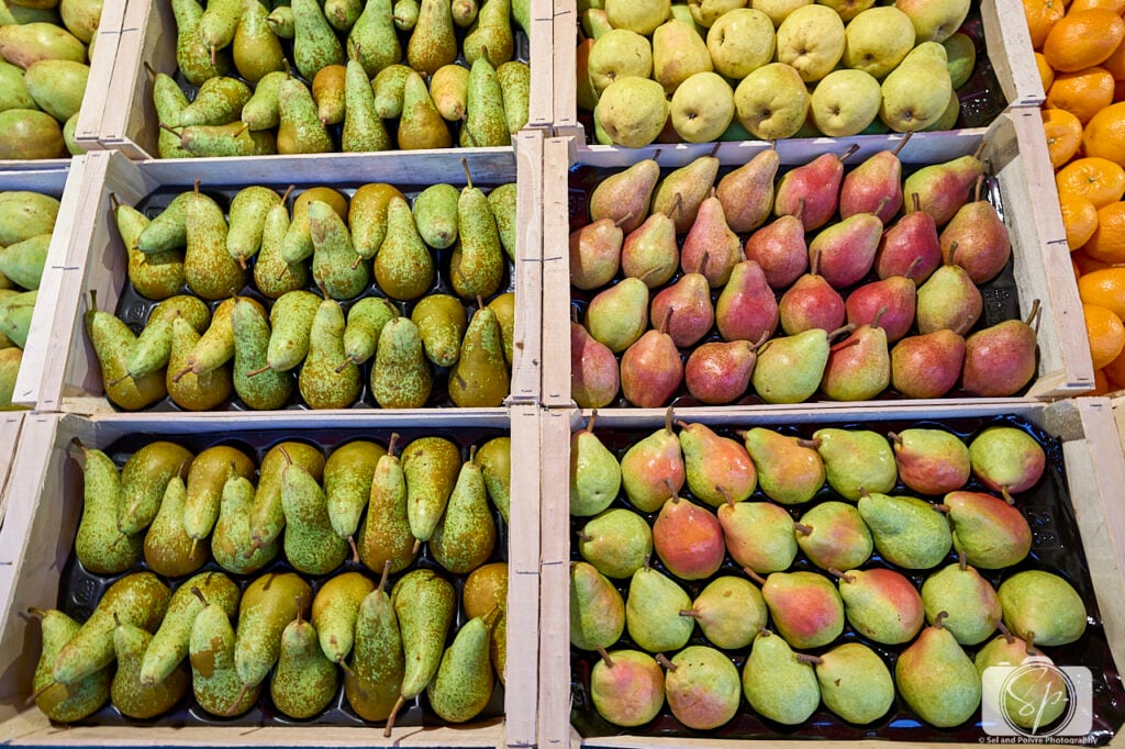 Fruit at a Paris farmers market