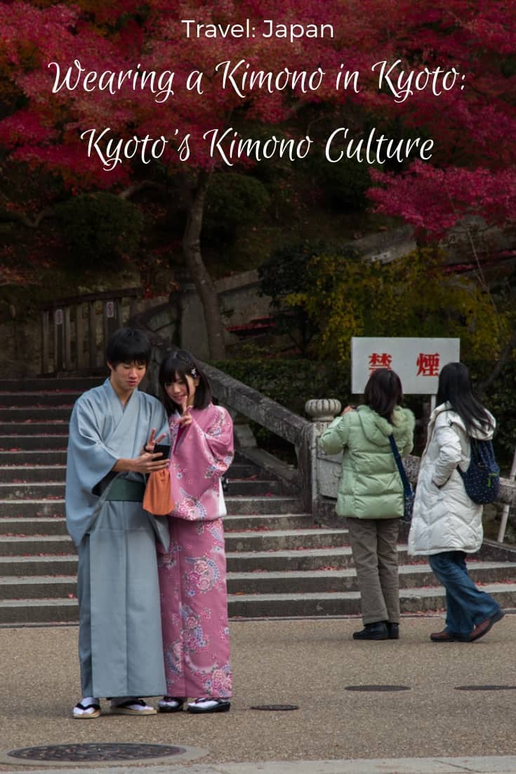 Wearing a Kimono in Kyoto: Kyoto's Kimono Culture Wearing a Kimono in Kyoto: Kyoto's Kimono Culture